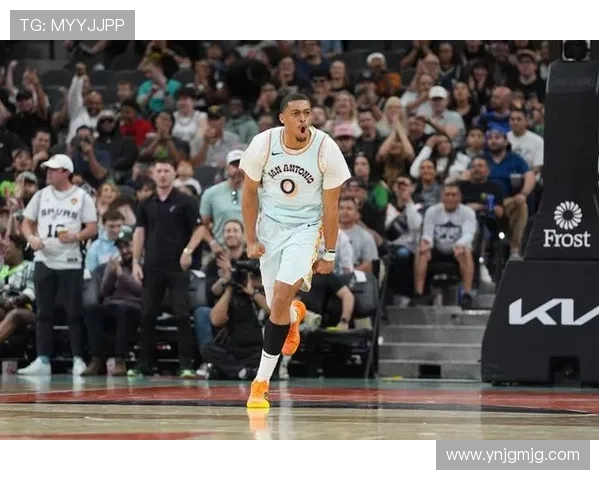 凯尔登谈抢前场板的重要性与成为能量球员的决心